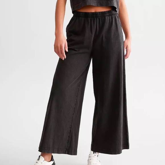 Set Z SUPPLY Scout Jersey Wide Leg Cropped Pant & Sloane Cropped Tank Top small - Picture 4 of 7